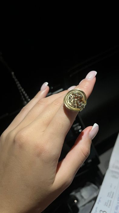 кольцо с бриллиантами