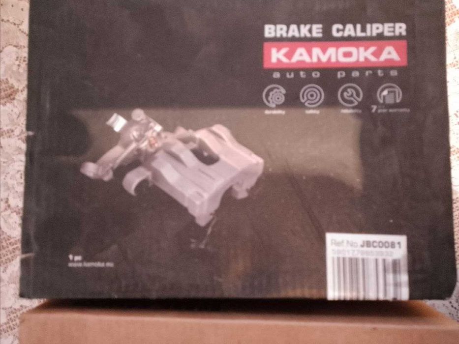 Предни спирачни апарати и накладки