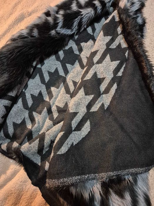 Pelerină de dama, tip Poncho, din blană artificială, noua