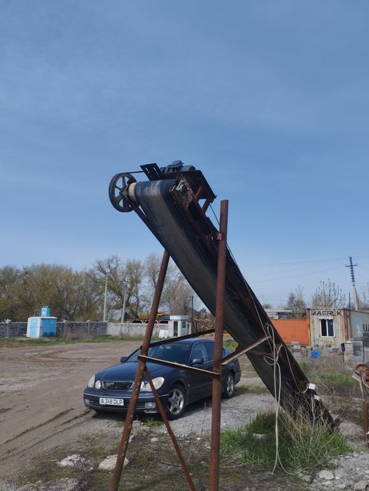 Бункер для производства сплитерных блоков