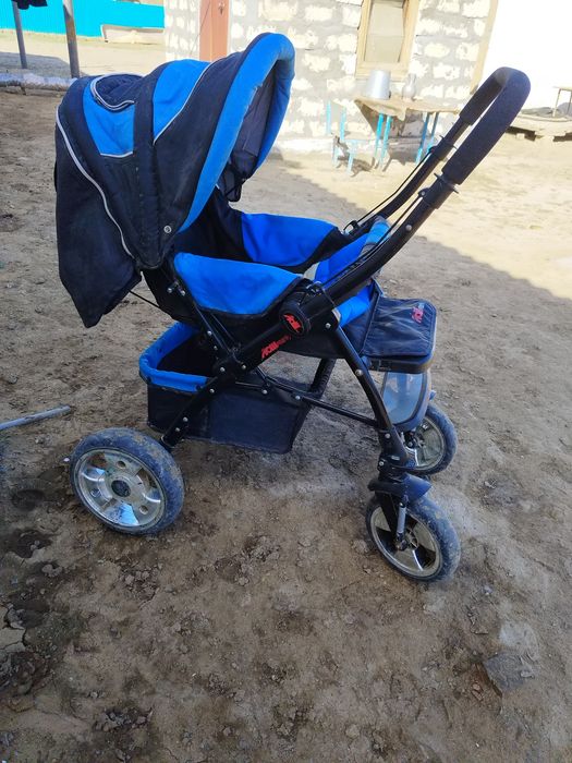 Продаётся коляска детский