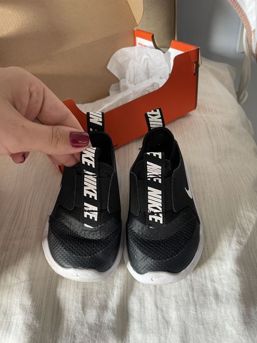 Бебешки маратонки Nike