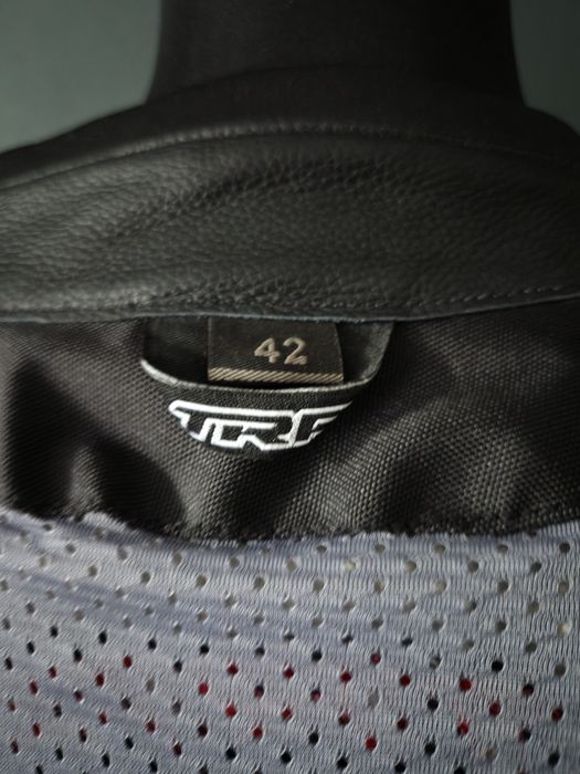 Geacă moto damă RST S-1 din piele, mărimea 42/L, negru-alb-roz