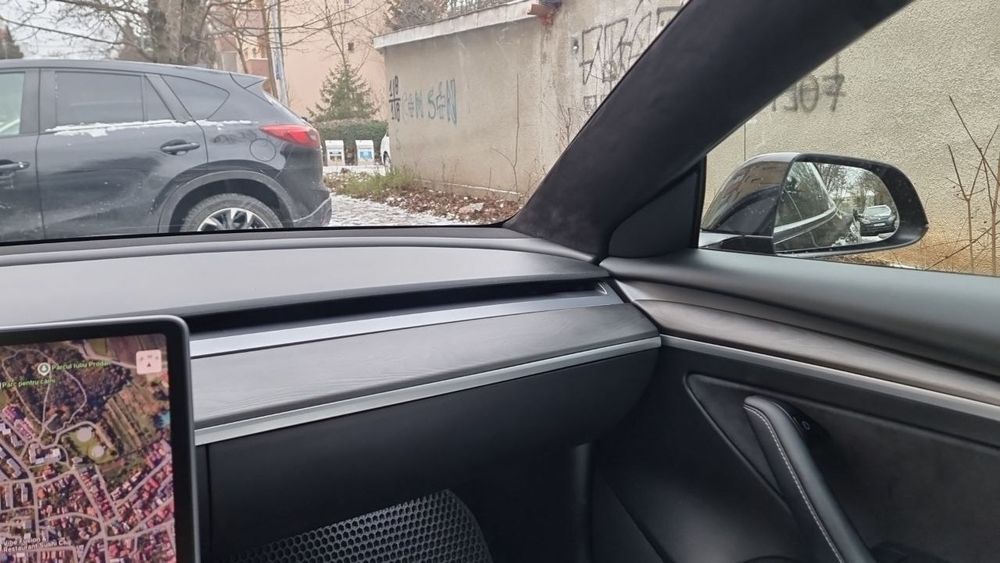 Trimuri ornamentale Tesla M3/Y facelift