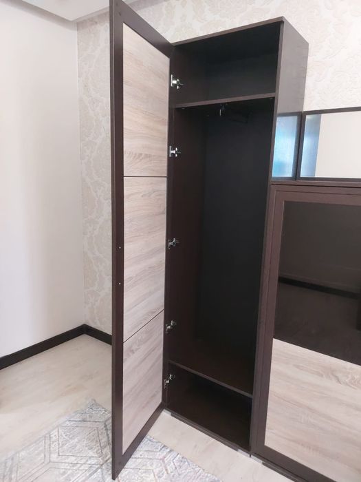 Горка, стенка для гостиной