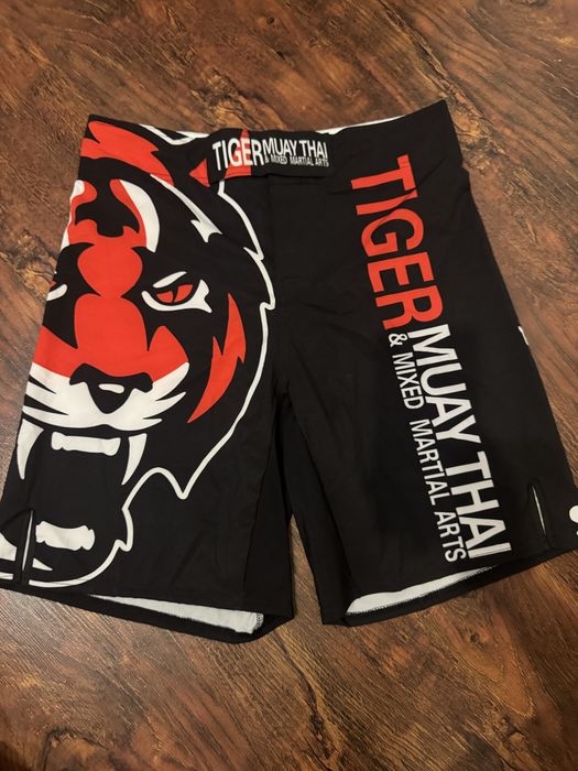 къси панталони Muay Thai Tiger
