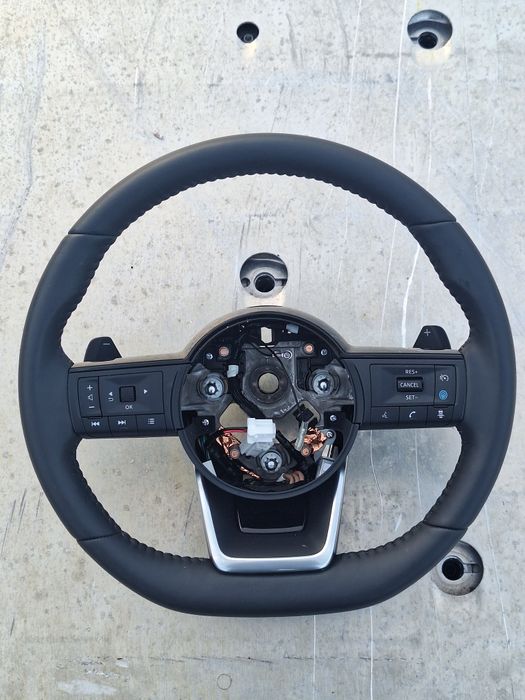 Мултифункционален Волан За Nissan Qashqai J12 от  2021-2024 Година