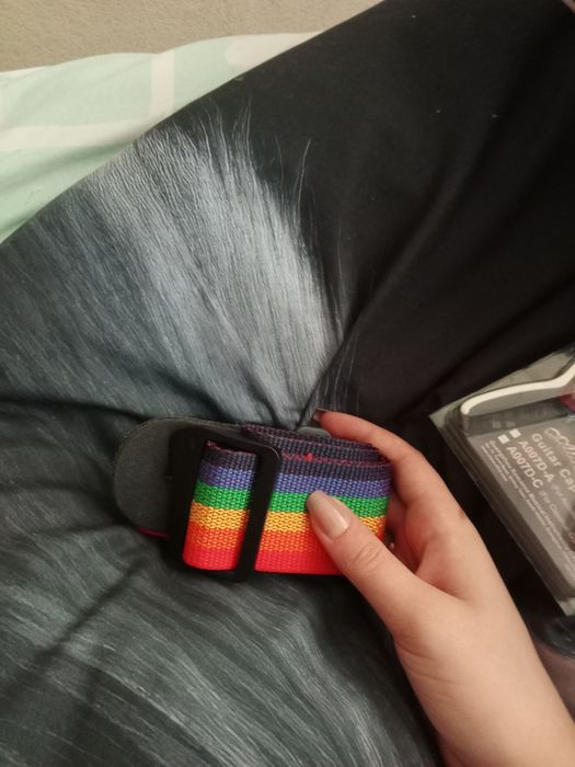 Продам аккустическую гитару