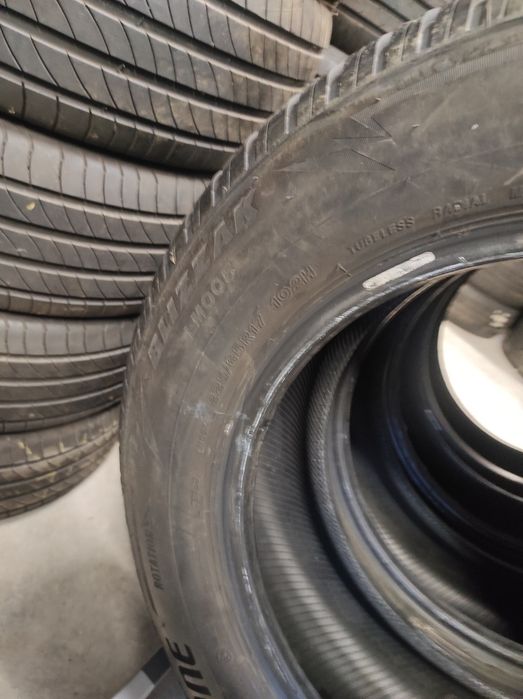 225/65/17 Bridgestone