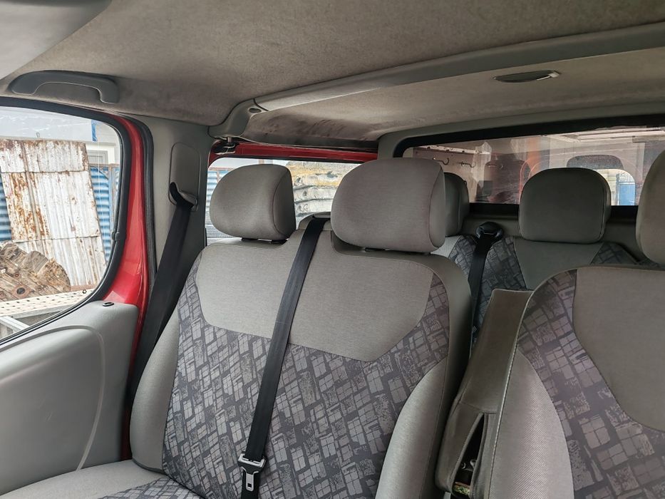 Vând Opel vivaro 1,9
