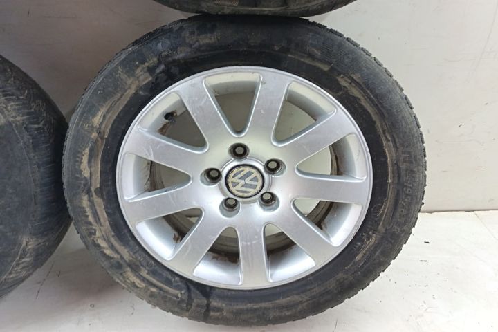 Set jante aliaj R15 Anvelope uzate 3B0601026k 7Jx15H2 ET37 5x112 Volk