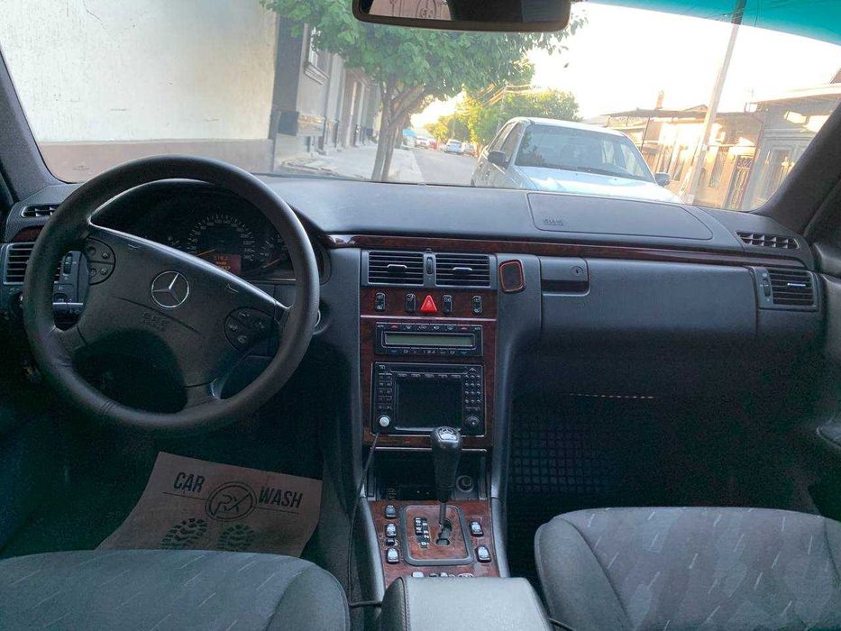 Мерседес бенс w210  рестаилинг