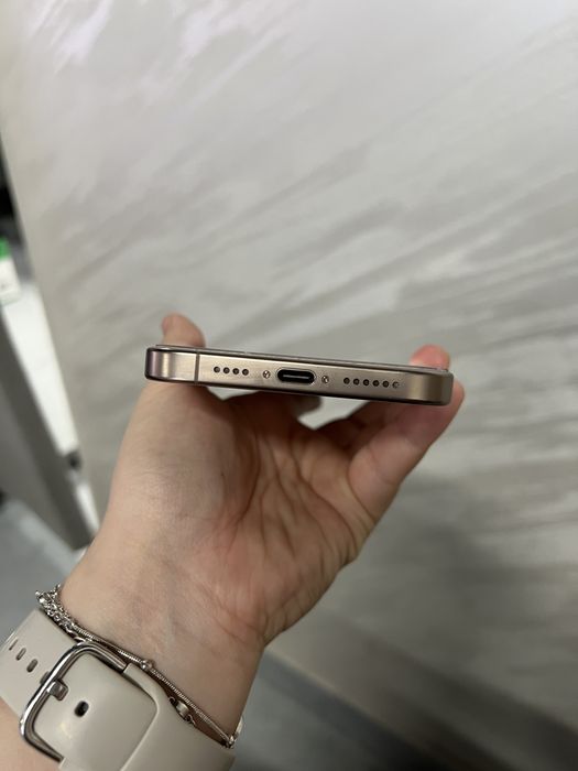 Iphone 16 ProMax Desert Titanium