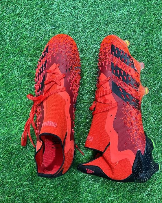 Бутсы Adidas Predator