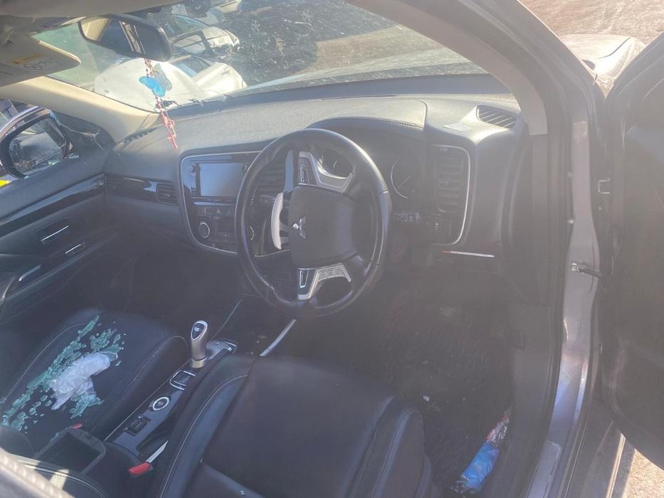 Dezmembrez Mitsubishi Outlander Iii Gg_W, Gf_W, Zj 2018 2.4 Hybrid 4Wd 4B12 99Kw|135Hp