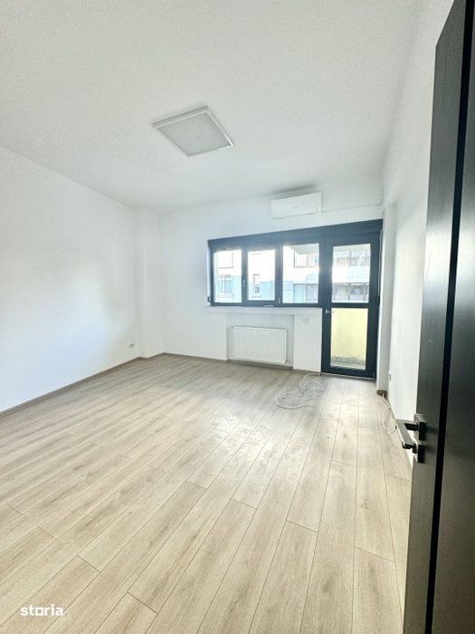 Inchiriere apartament 4 camere Piata Romana