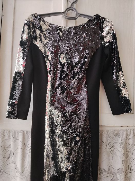 Вечернее Чёрное Платье с Паетками