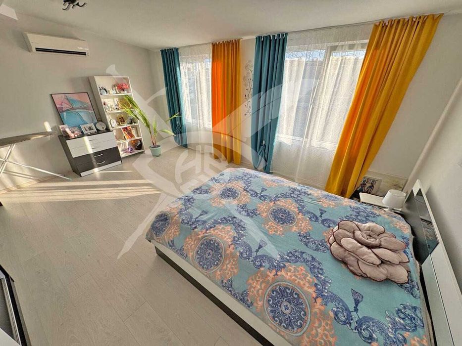 Продава се Тристаен апартамент в к.к. Слънчев бряг - 96 кв.м за 1150 €/кв.м - Снимка #8