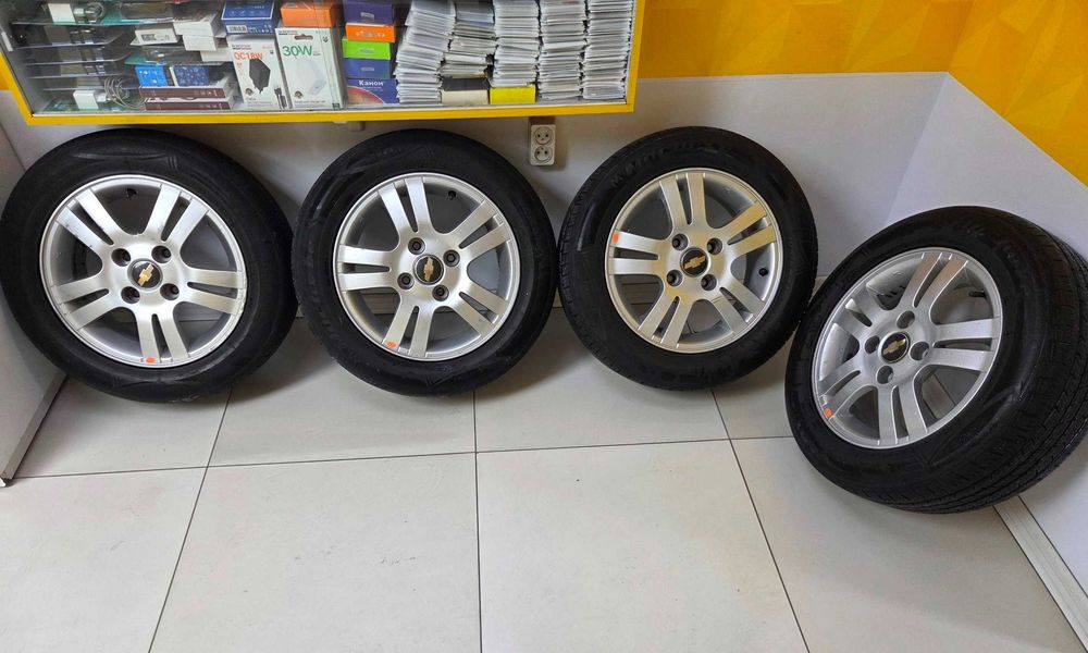 Lacetti R15 Diska Saka Balonla Machete 195/60/15 Komplekt