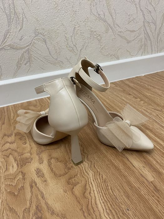 Туфли нежно розовые