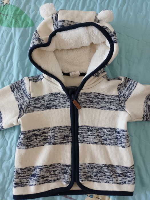 Hăinuță  h&m, 2-4 luni