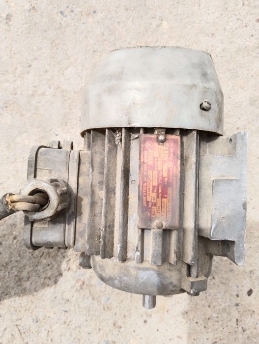 Электродвигитель