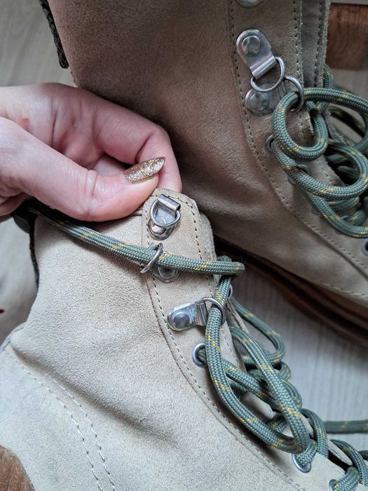 Нови боти/туристичесси естествен велур Зара