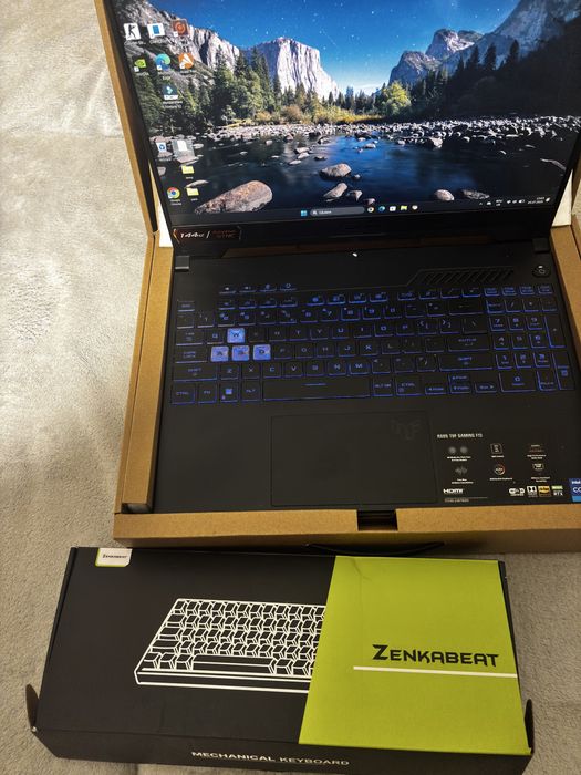 ASUS TUF Gaming F15 i7-12700H / RTX 3050 Ti / 16GB RAM / 512GB SSD / 144Hz + Tastatură mecanică ZENKABEAT