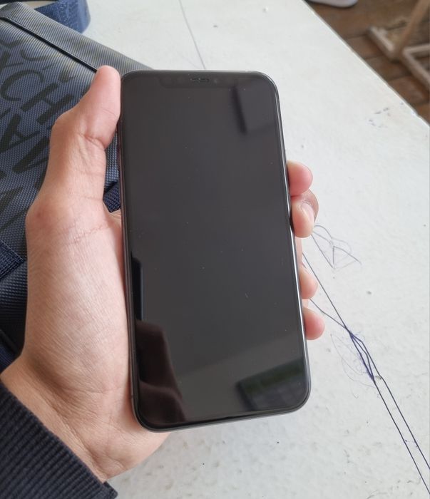 IPhone 11 pro sotiladi
