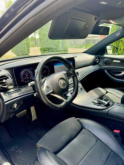 MercedesE 35O AMG 9 TRONIC