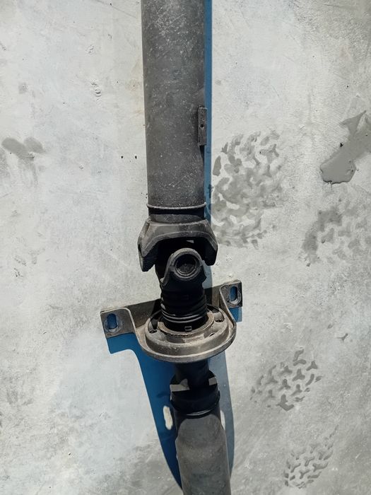 Кардан за Мерцедес Спринтер / Крафтер/ Mercedes Sprinter/ VW Crafter