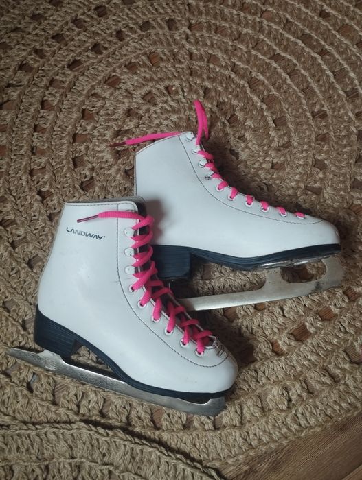 Спортивная обувь