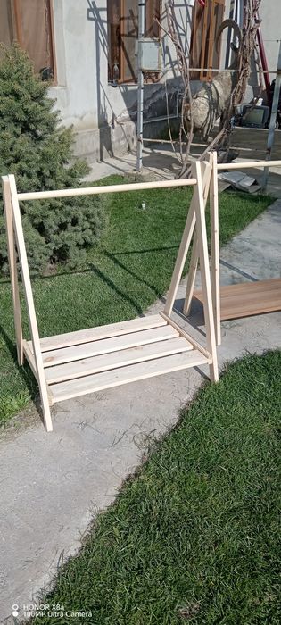 Вешалка напольная для одежды деревянная  детская