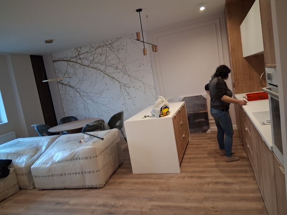 Execut curatenie,curatenie generala,ap,garsoniere,case,birouri,scarii