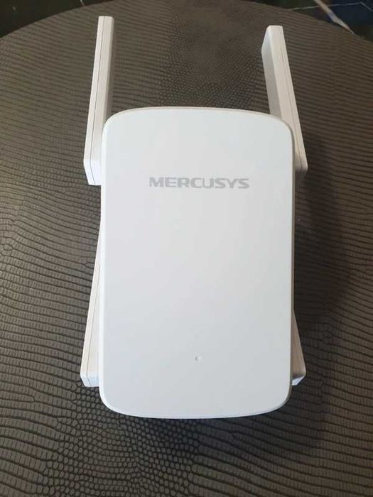 AC1900 WiFi range extender