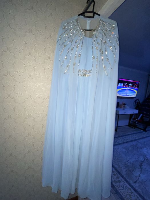 Продам платье на мероприятие