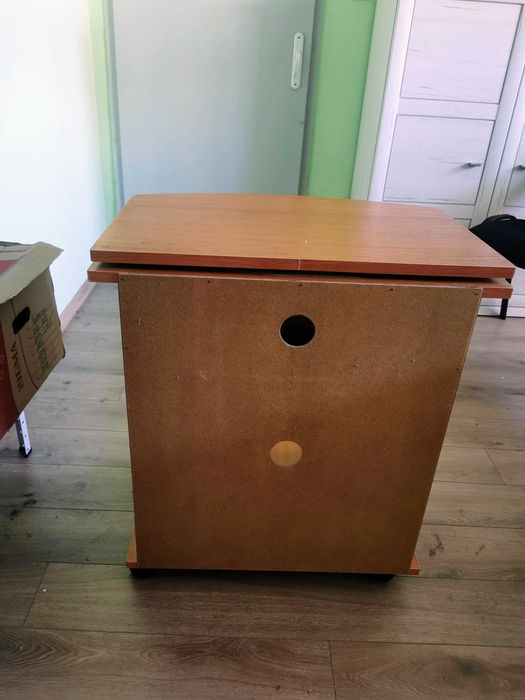 Шкаф за телевизор