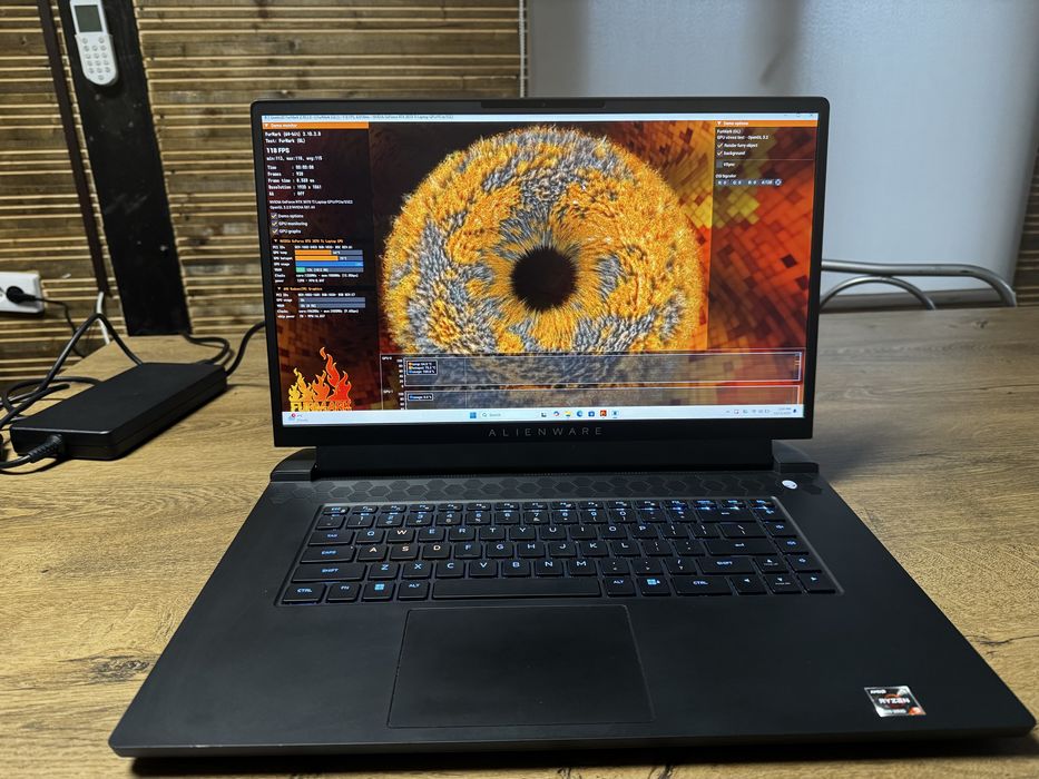 Laptop gamming Alienware m17 R5