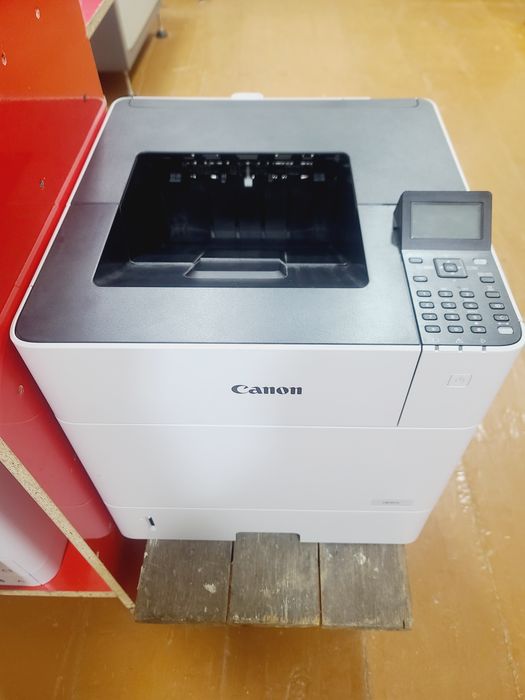 Canon x351  minutga 50ta pechat qiladi