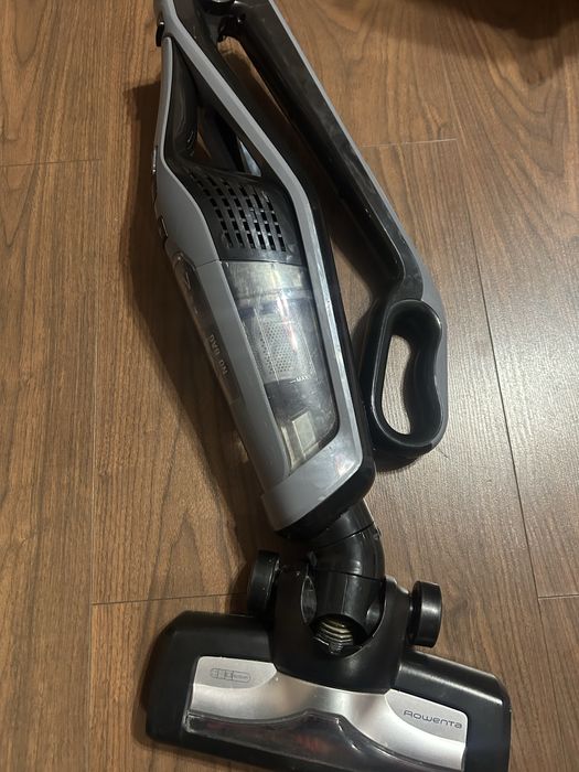 Vand aspirator vertical Roventa