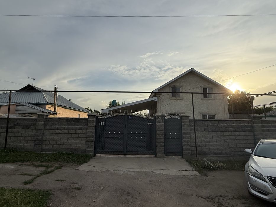 Продам дом в селе Абай