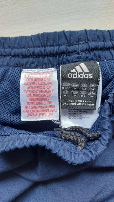 Adidas Chelsea FC  Юношески екип 11г. --12г. Ръст 152см.