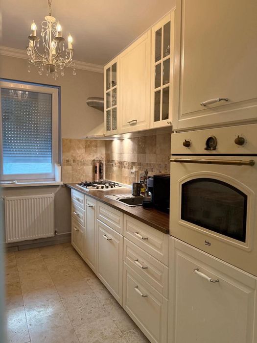 Poprietar vand apartament