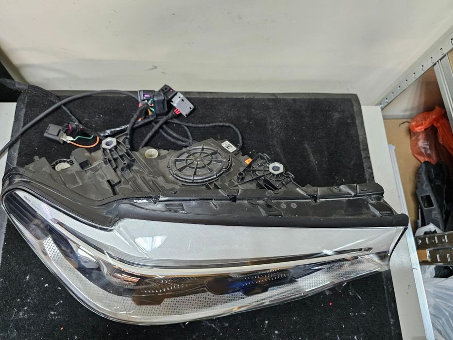 Десен фар фарове BMW 5 G30 G31 LED desen far бмв 5 г30