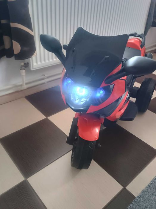 Motor electric pt copii cu vârsta pina la.5 ani