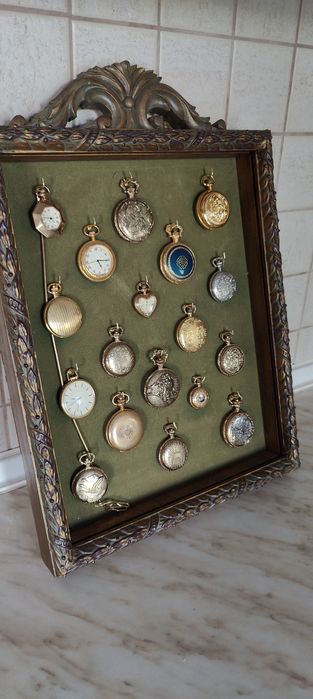 Картина / рамка / кутия с джобни часовници