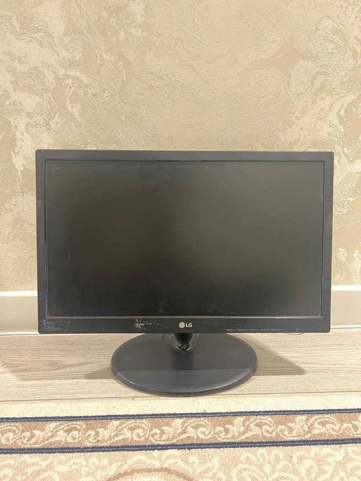 Комплект ПК + монитор LG 19″ / ASUS H510 / 8GB / SSD 256