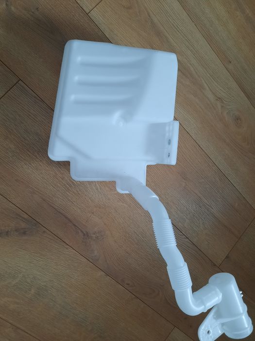 Vas lichid parbriz VW Golf 6