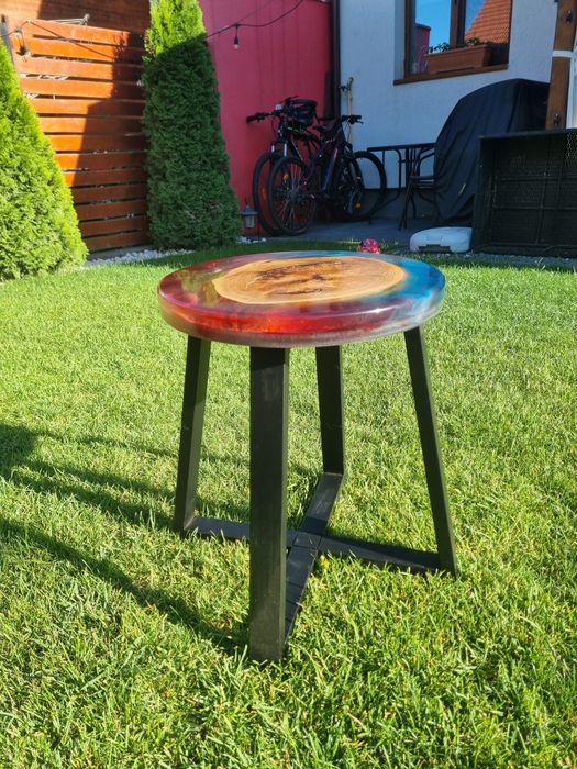 Măsuță de cafea din rasina epoxidica