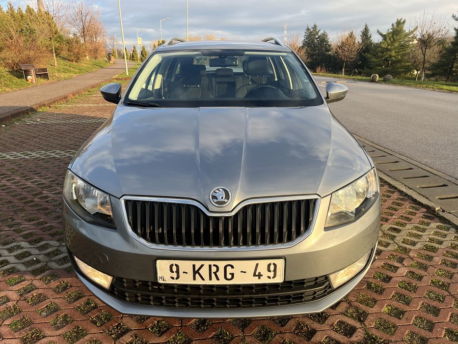 Skoda Octavia 2.0tdi Elegamce  150cp recent adusa